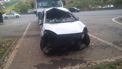 Ford Fiesta 1.0 8v Se Completo
