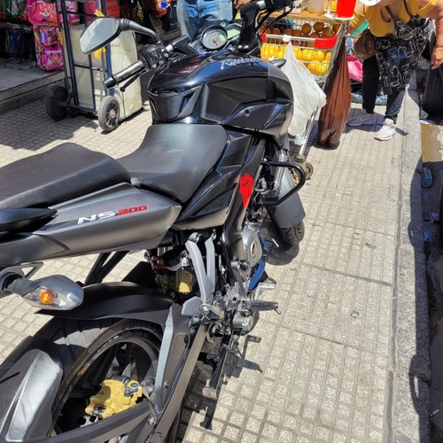 Imagen 6 de 12 de Bajaj Rouser Ns200