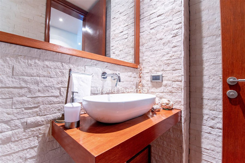 Vende Impecable Departamento La Dehesa Central Lo Barnechea