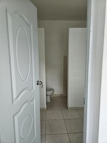Apartamento Con Terraza En Don Honorio, Prox Carrefour Venta