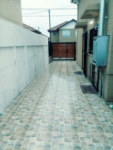 Imagen 5 de 17 de Casa Con Estacionamiento Para 2 Vehículos En Maipú
