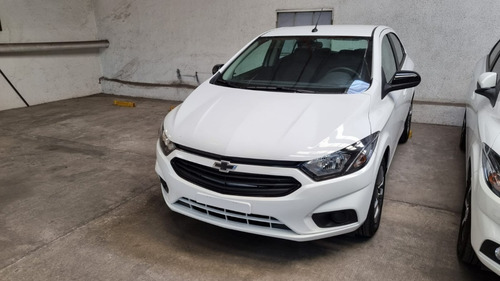 Imagen 12 de 16 de Chevrolet Onix Joy Black Entrega Inmediata (m)#5
