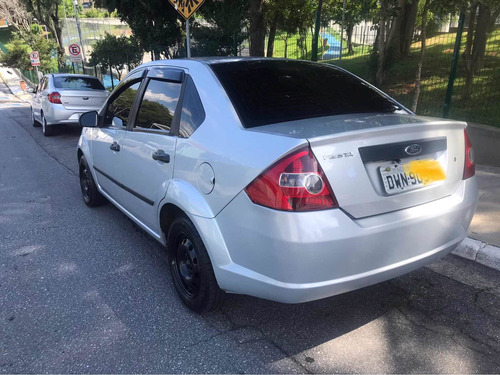 Ford Fiesta Sedan 2008 1.0 Flex 4p