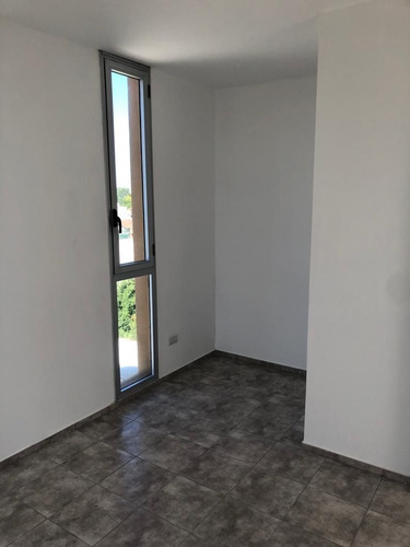 Imagen 5 de 7 de Ph En Venta En Berazategui