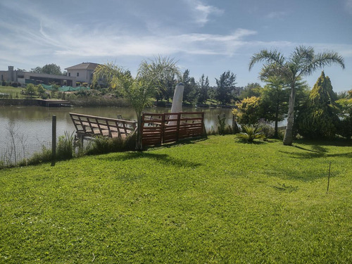 Venta Casa 5 Ambientes A La Laguna En San Marco Villanueva Tigre