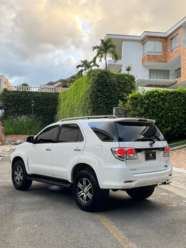 Toyota Fortuner 2.7l