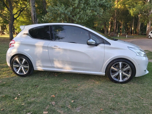 Peugeot 208 Xy