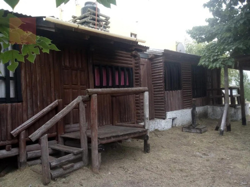 Casa En Venta - 2 Dormitorios 1 Baño - Cochera - 100mts2 - Santa Teresita