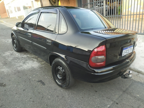 Imagem 5 de 15 de Chevrolet Classic 2010 1.0 Flex Power 4p