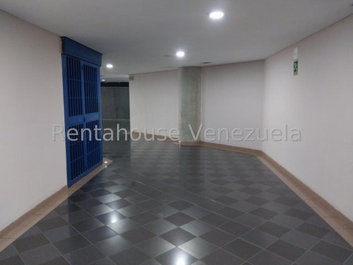 Ofrezco En Ventas, Excelente Espacio Que Puede Ser Utilizado Para Cosultorio, Oficina O Local Comercial. A.r.