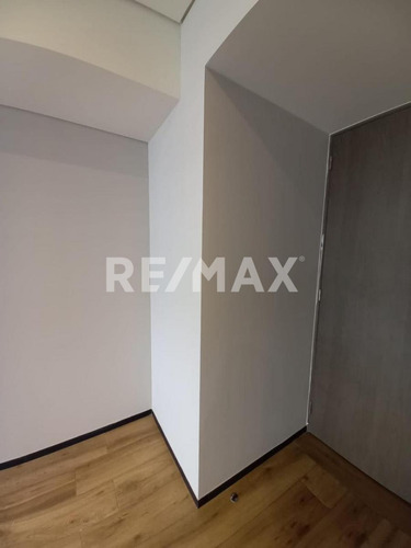 Venta Loft Desarrollo La Citta, Torres De Potrero San Jeronimo.