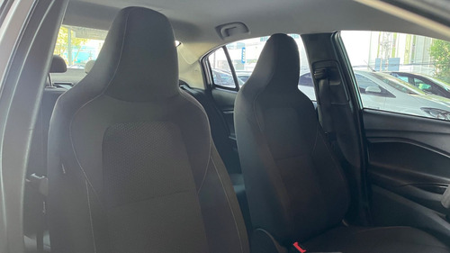 Chevrolet Onix SEDAN Plus LT 1.0 12V Flex 4p Mec.