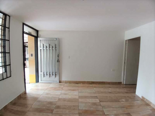 Casa En Arriendo Ubicada En Medellin Sector Belen Malibu (22296).