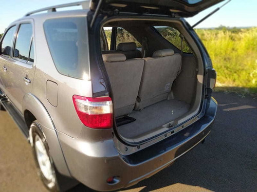 Toyota Hilux Sw4 Srv 4x4 Aut 7 Lugares