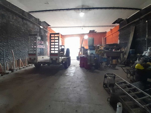 Venta. Galpon Jujuy 2400