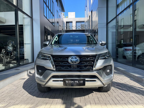 Toyota SW4 2.8 Srx 204Cv 4X4 7As At