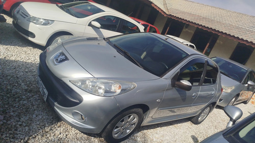 Peugeot 207 1.4 XR 8V FLEX 4P MANUAL