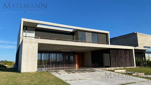 Imagen 23 de 29 de Excelente Casa A Estrenar En Lote Sobre Golf En Barrio La Calesa - Mallmann Propiedades