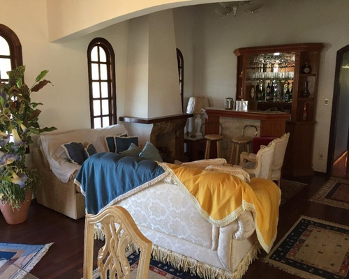 Imagem 3 de 23 de Chácara Em Condomínio, Local Tranquilo, 1938,00m² De Terreno - Ch03420 - 32664036