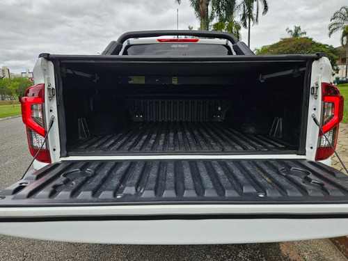 Nissan Frontier 2.3 Pro-4X Cab. Dupla 4X4 Aut. 4P