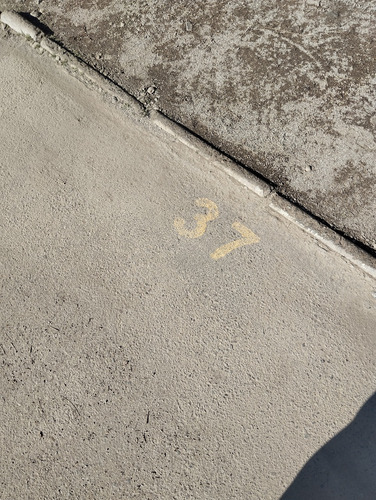 Ref:73666** Amplio Y Cómodo Dpto 3d+1b+estacionamiento