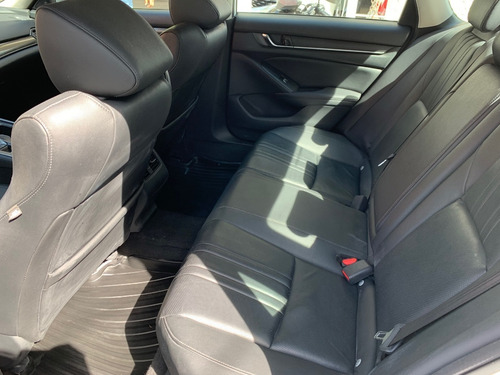 Imagen 7 de 15 de Honda Accord Touring Modelo 2019