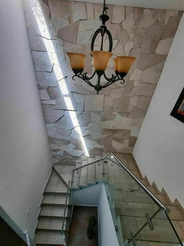 Imagen 15 de 29 de Hermosa Casa En Cumbres Del Lago, Alberca Propia, Jardín, 4
