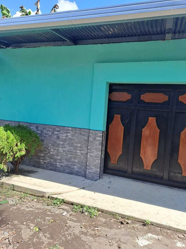 Imagen 10 de 11 de Casa Amplia De 3 Cuartos Y Cochera Para 3 Carros,