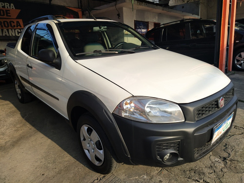 Fiat Strada 1.4 Working Cab. Dupla Flex 3p