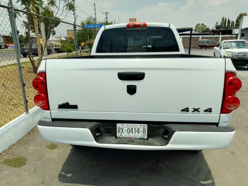 Dodge Ram 2500 5.7 Pickup Crew Cab Slt 4x4 Mt