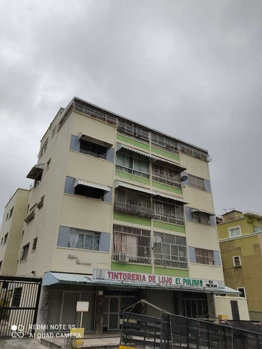 Imagen 2 de 9 de Se Vende Apto 74m2 2h/1b/1p Las Palmas 9531
