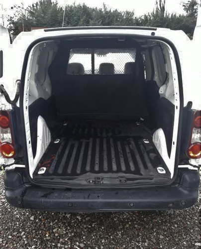 Arriendo Furgon Peugeot Partner