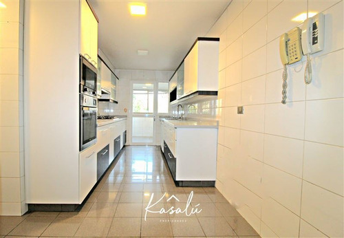 Imagen 11 de 28 de Departamento En Venta De 4 Dorm. En Vitacura