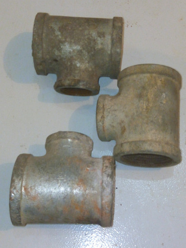 Tee Galvanizada Reforzada De 1 1/2 A 1 Pulgada
