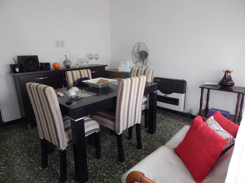 Casa 2 Dorm.en Cap.bermúdez Con Jardin Y Cochera