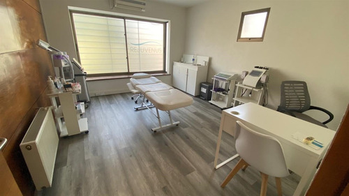242 M2 Amplia Oficina/local Hualtatas/p. Hurtado Norte