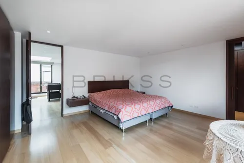 Apartamento En Arriendo En Los Rosales. Cod A1602