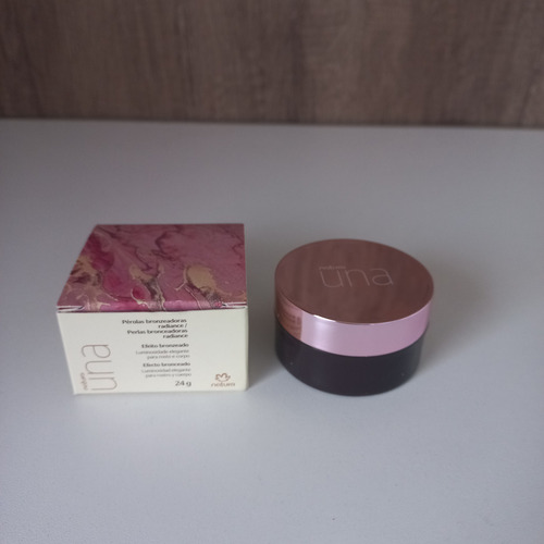 Base de maquiagem em creme Una Una Base Matte, base fosca, uma tonalidade natural 40q - 20g