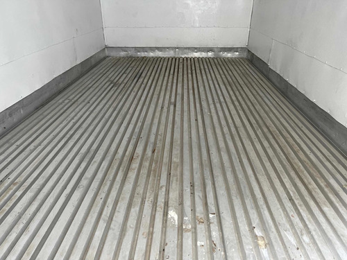 Caja Refrigerada De 4.30 M De Largo Con Equipo Independiente