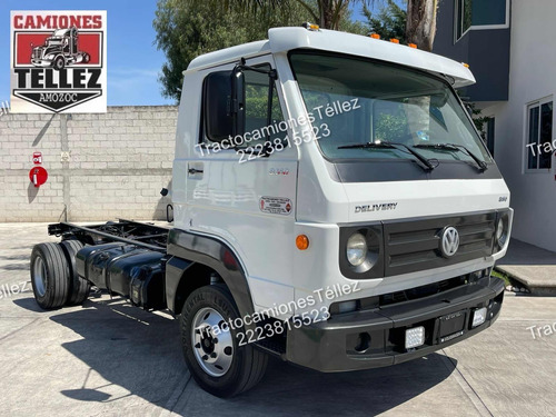 Camion Volkswagen   Delivery 8-160 Modelo 2015 Chasis Cabina