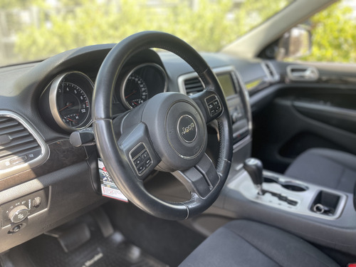 Jeep Grand Cherokee Laredo 4X2 3.6L