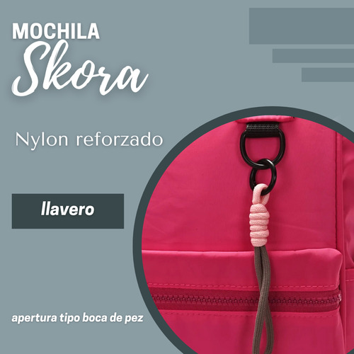 Mochila Boca De Pez Con Llavero Floria Skora Color Fucsia Diseño De La Tela Liso