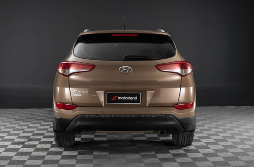 Imagen 8 de 25 de Hyundai Tucson Gl Sport - Motorland Permuto / Financio