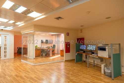Edificio Industrial En Venta En La California Norte Mls #23-7537