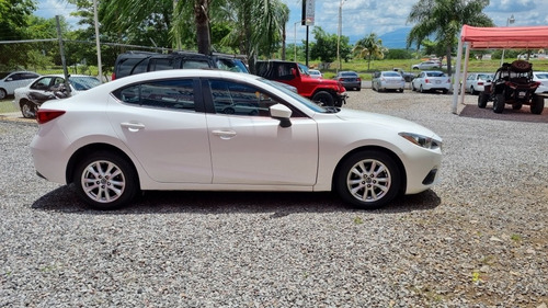 Imagen 8 de 13 de Mazda 3 2016 2.0 I Touring Sedan At