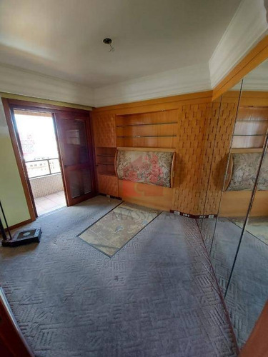 Apartamento De 3 Dormitórios, Sendo 1 Suíte, Com 2 Vagas De Garagem Escrituradas, Separadas E Cobertas À Venda No Bairro Farroupilha - Porto Alegre/rs - Ap2447