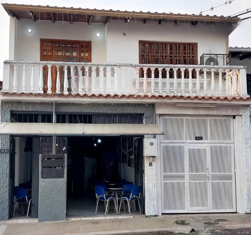 Casa Multipropósito En Barrio Obrero Yadiraz 
