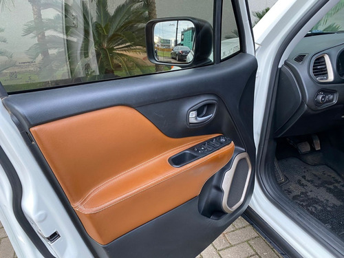 Imagem 12 de 17 de Jeep Renegade Sport 1.8 4x2 Flex Aut. Oportunidade