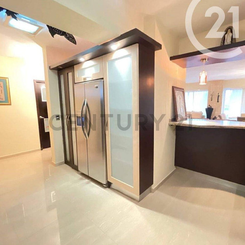 Imagen 5 de 10 de Apartamento En Alquiler En Lecheria En El Conjunto Residencial Marina Mar