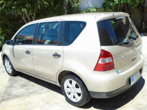 Nissan Livina S 1.8 16v Aut. Flex 4p